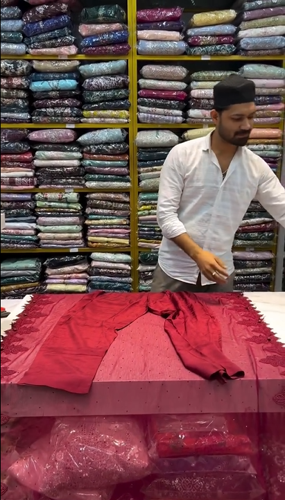 Maroon Embroidery 3pcs Suit