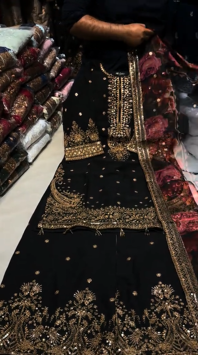 Black Embroidery 3pcs Suit