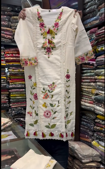 Mul Cotton White Suit