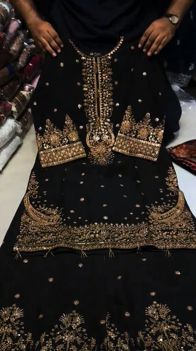 Black Embroidery 3pcs Suit