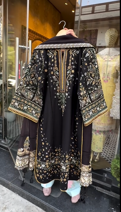 Black Embroidery Elegant Suit