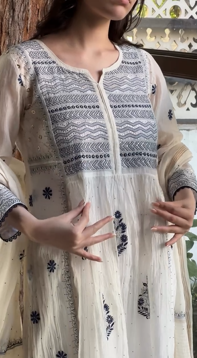 Black Embroidery Suit