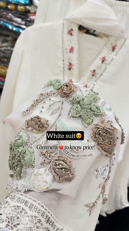 White Embroidery 3pcs Suit